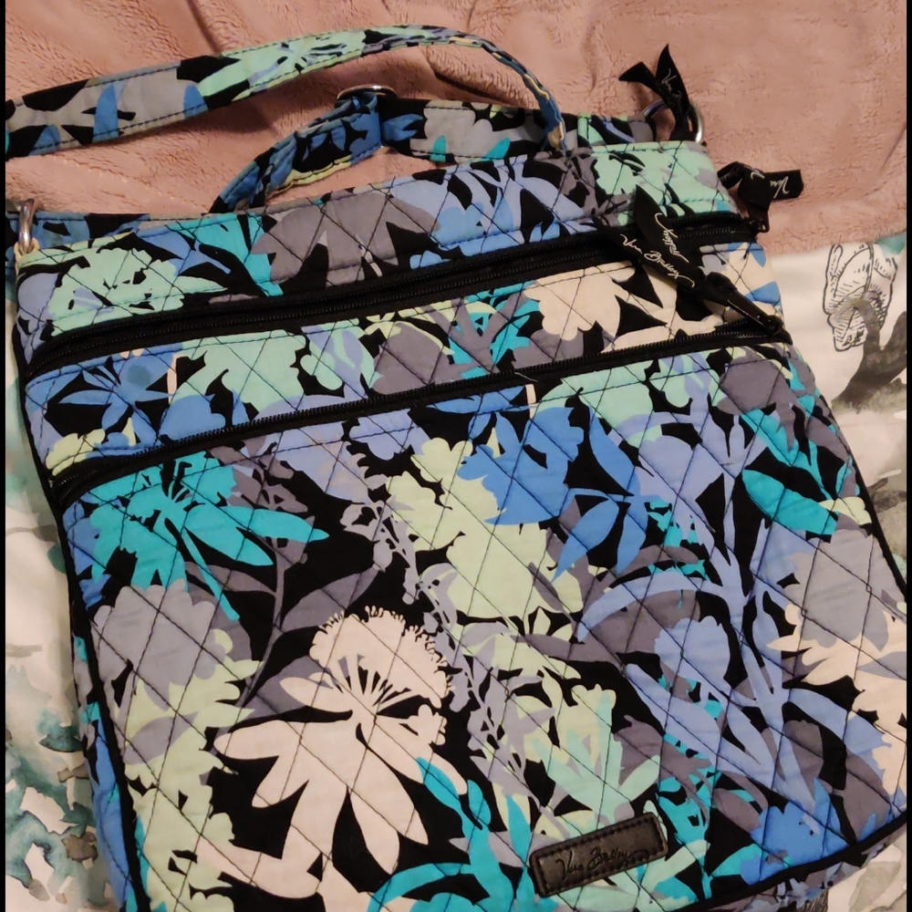 Vera bradley cross body